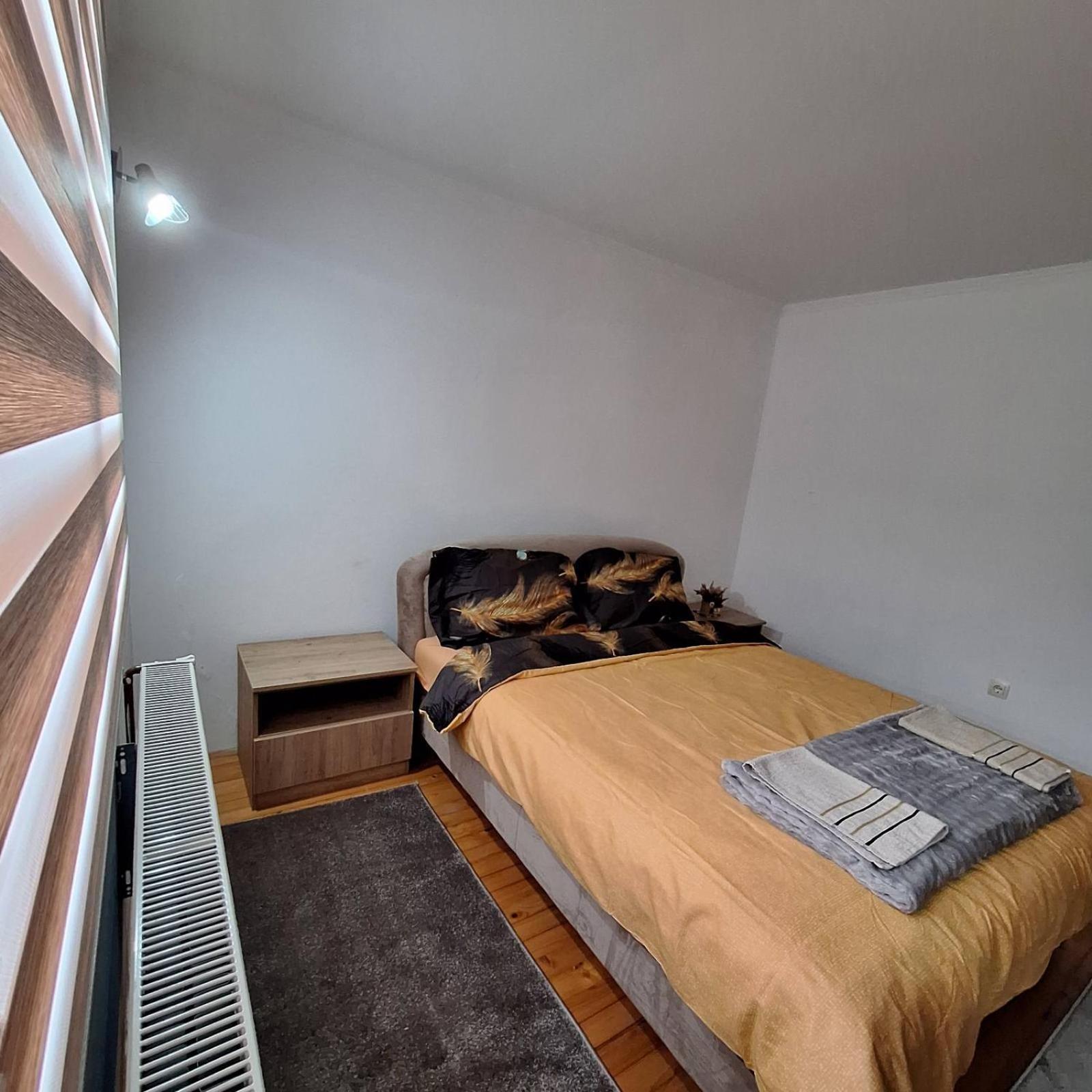 Apartment "Mira" フォチャ エクステリア 写真